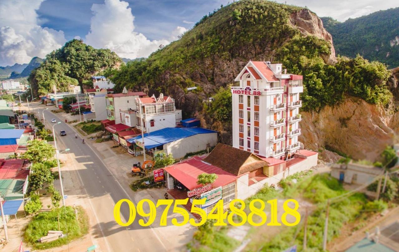 Khách sạn 88 Moc Chau Esterno foto