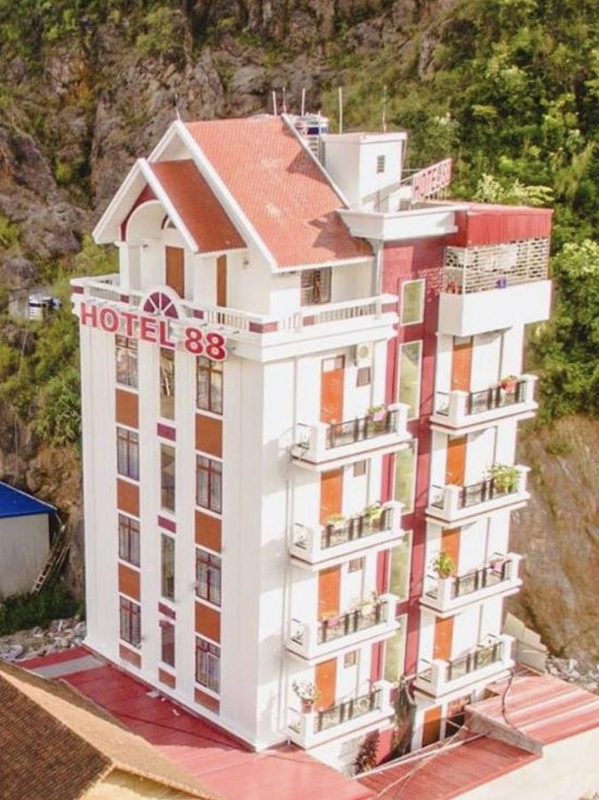 Khách sạn 88 Moc Chau Esterno foto